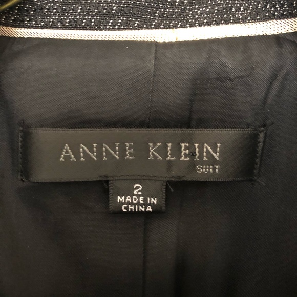 Ann Klein Pant Suit - Picture 7 of 7